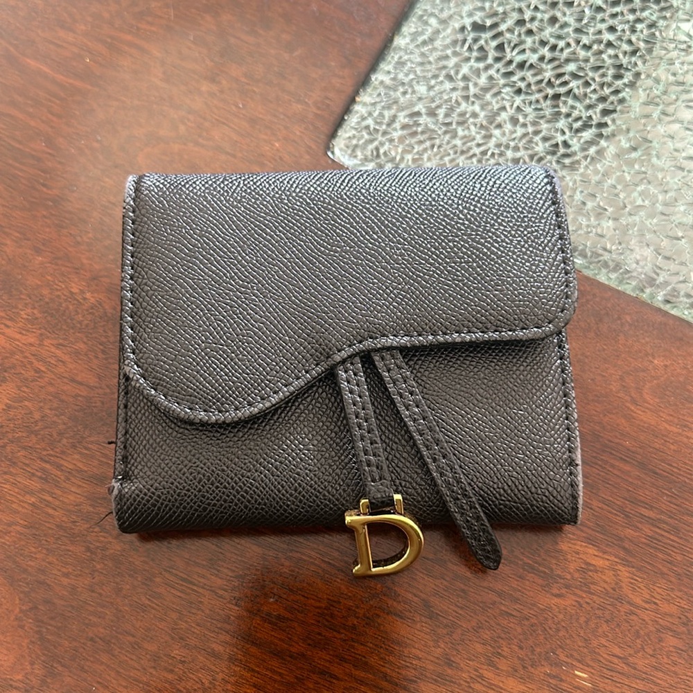 DIOR Saddle wallet